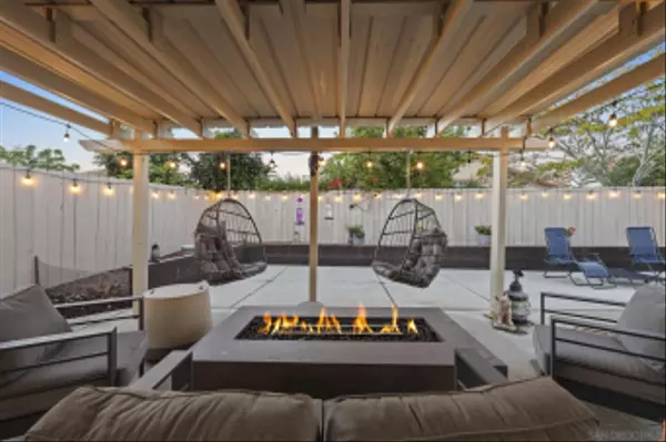 Oceanside, CA 92056,1846 Corte Pulsera