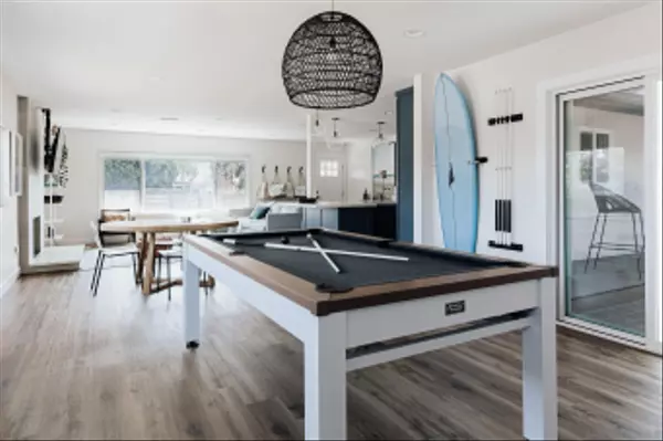 San Diego, CA 92107,3805 Atascadero Dr