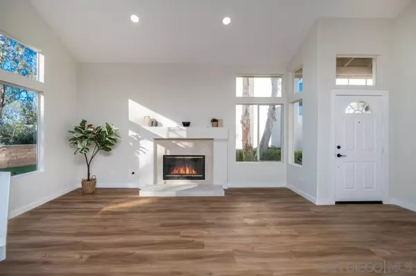 San Diego, CA 92128,16150 Avenida Venusto #1