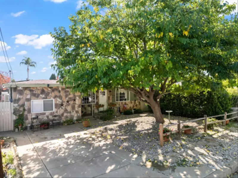 127 W 11th, Escondido, CA 92025