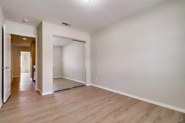 Chula Vista, CA 91915,2174 DESERT HARE #110