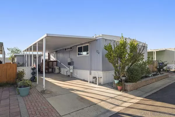 El Cajon, CA 92021,14215 Pecan Park Ln 124 #124