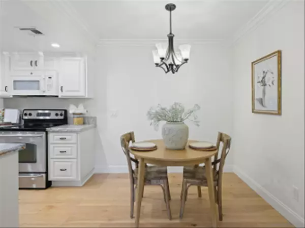 San Diego, CA 92128,12023 Alta Carmel #244