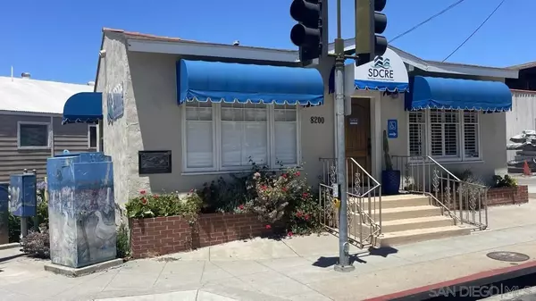 8200 Allison Avenue, La Mesa, CA 91942