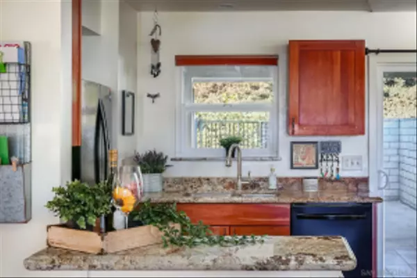 Oceanside, CA 92057,3577 Pear Blossom Ave