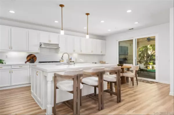 San Diego, CA 92127,8492 Blackburn Ln