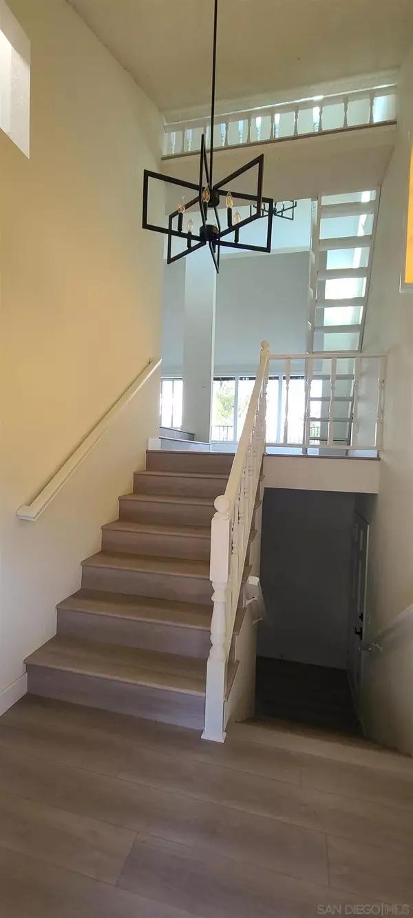 Carlsbad, CA 92009,2380 La Costa Ave