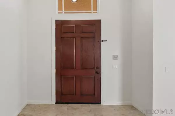 Ramona, CA 92065,16998 Obsidian Dr