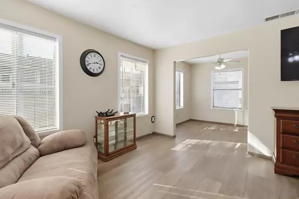 El Cajon, CA 92020,602 Claydelle Ave.