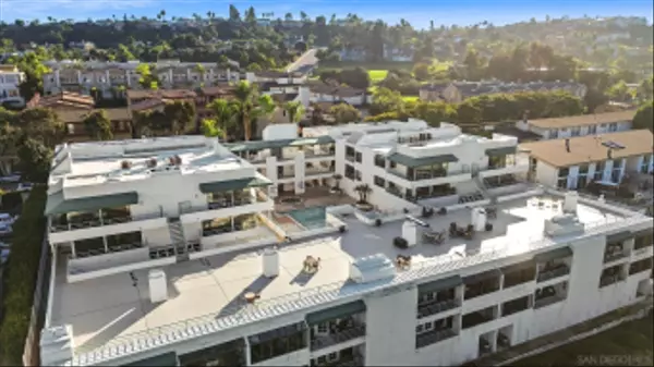 2552 Navarra Dr #A, Carlsbad, CA 92009