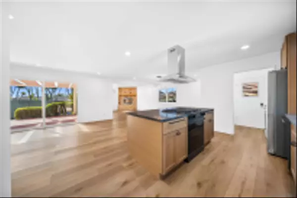 San Diego, CA 92117,5017 Mount Gaywas Dr