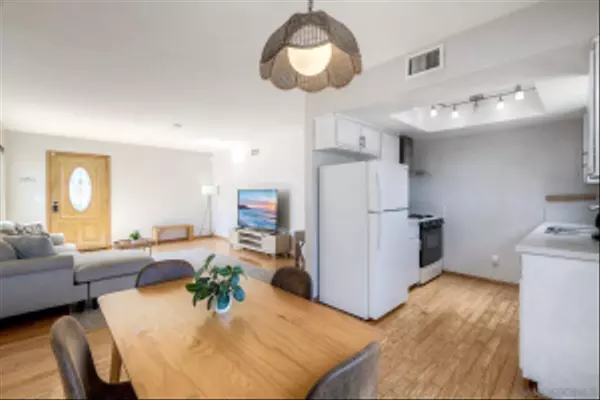 La Mesa, CA 91942,5091 Guava Ave