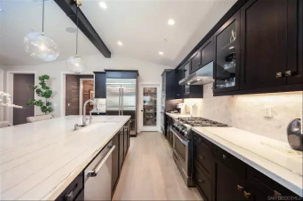 San Diego, CA 92127,8112 Auberge Cir