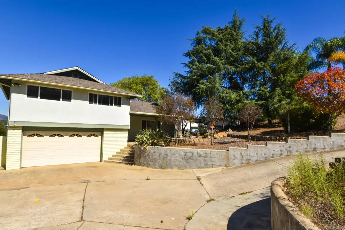 Alpine, CA 91901,914 S Grade Rd