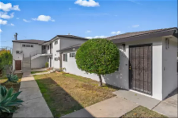 San Diego, CA 92113,734 S 46Th St