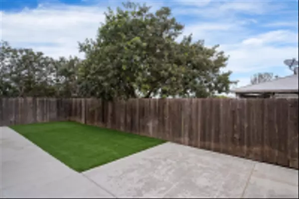 San Diego, CA 92115,5230-32 Rincon St