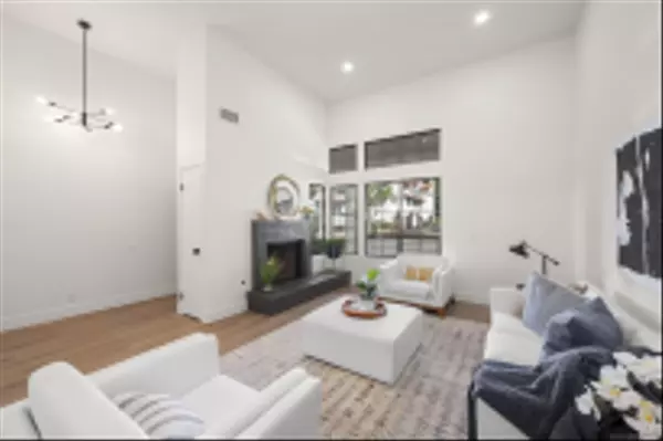 San Diego, CA 92120,3631 Mission Mesa Way