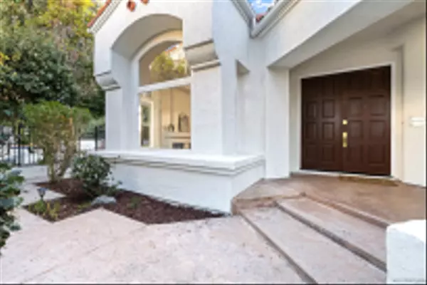 Oceanside, CA 92056,4943 Marin Dr