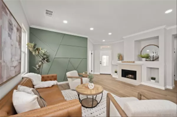 San Diego, CA 92128,12665 Creekview Dr #140