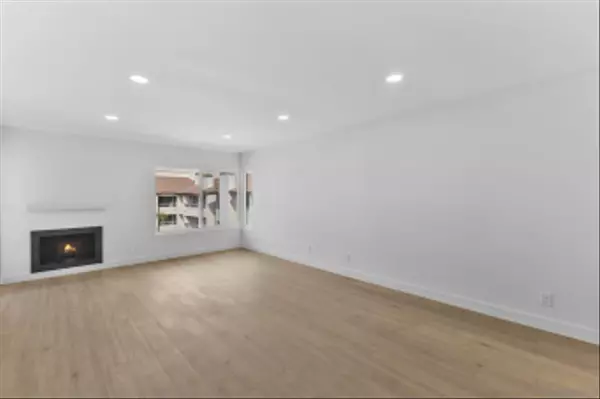 San Diego, CA 92108,6747 Friars Rd Friars Rd #130