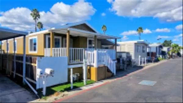 El Cajon, CA 92021,400 Greenfield Dr #SPC 87