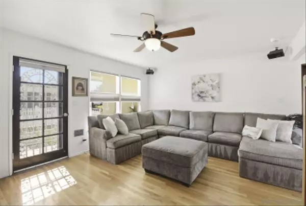 La Mesa, CA 91942,7446 Ohio Place