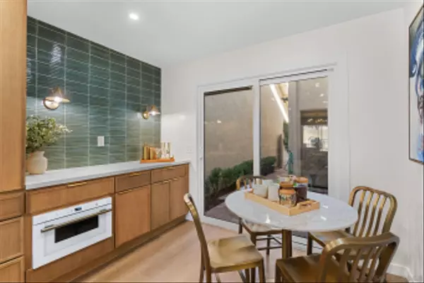 Rancho Santa Fe, CA 92091,16048 Via Viajera