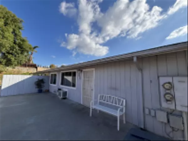 Lakeside, CA 92071,8209-8211 Jema Way