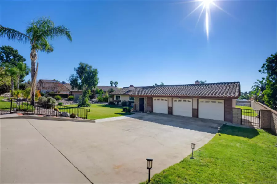 10365 Hidden Farm Rd, Rancho Cucamonga, CA 91737