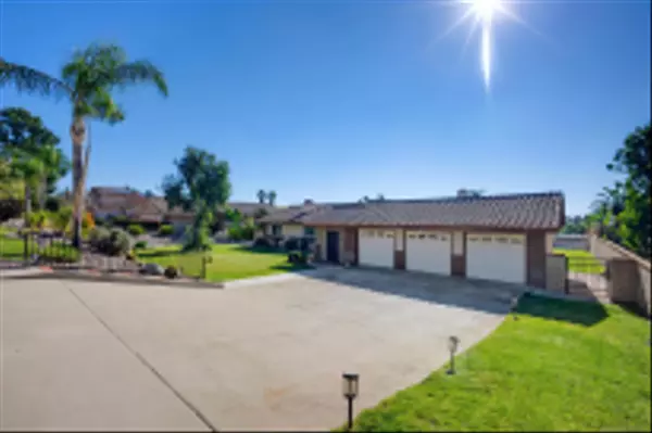10365 Hidden Farm Rd, Rancho Cucamonga, CA 91737