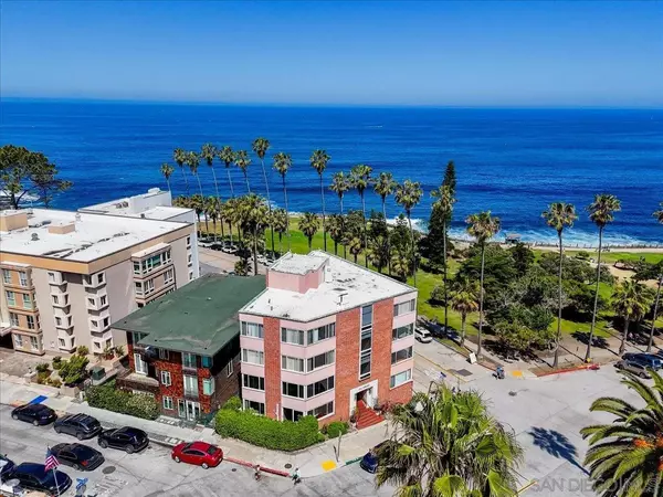 La Jolla, CA 92037,8040 Girard Ave #1