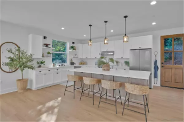 Julian, CA 92036,2396 Cape Horn Ave