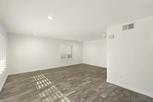 Carlsbad, CA 92010,2511 Via Sorbete