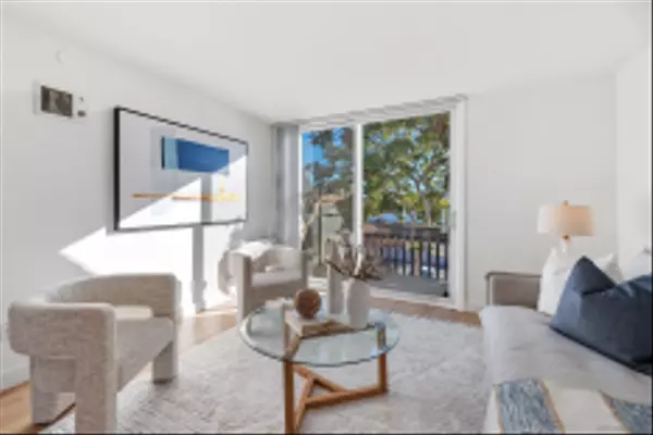 San Diego, CA 92111,6333 Mount Ada Road #278