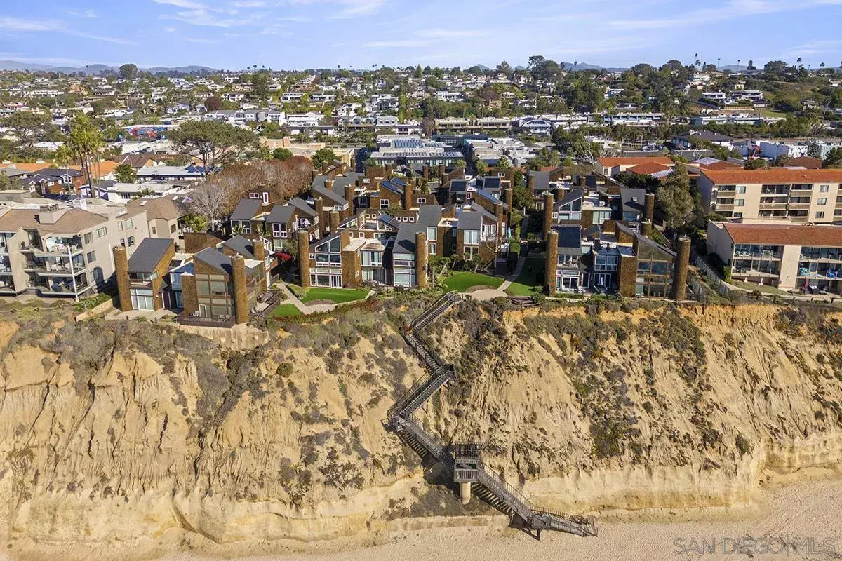 Solana Beach, CA 92075,325 S S Sierra Ave #25