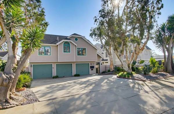 1059 Agate St #A, San Diego, CA 92109