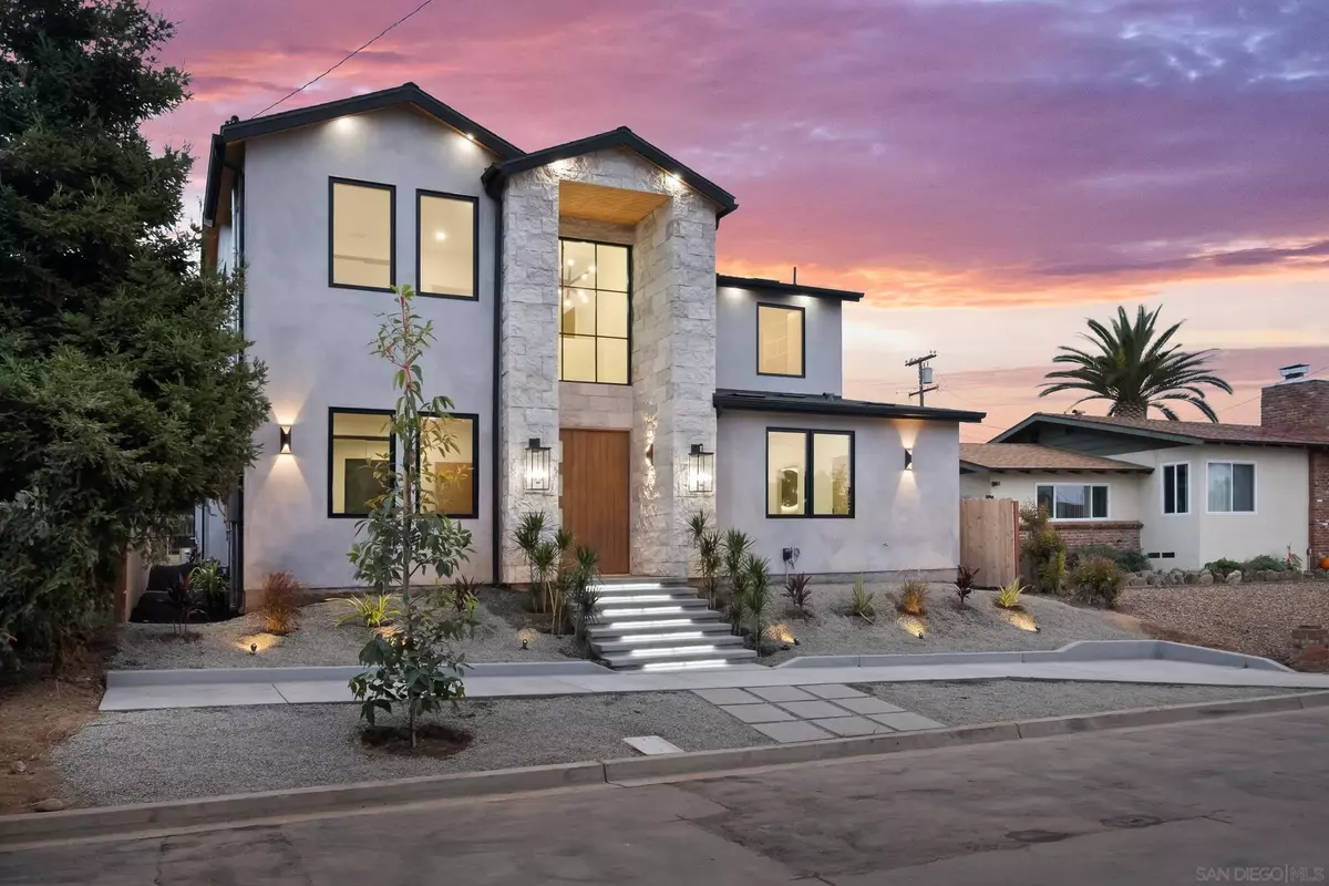 San Diego, CA 92110,1531-33 Lieta St