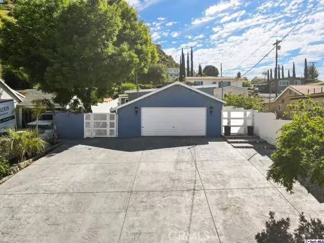 6951 Bellclaire Street, Tujunga, CA 91042