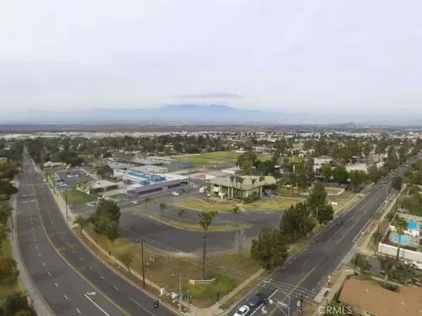 1717 Via Del Rio, Corona, CA 92882