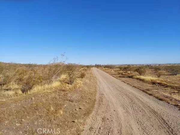 Rosamond, CA 93560,0 Felsite