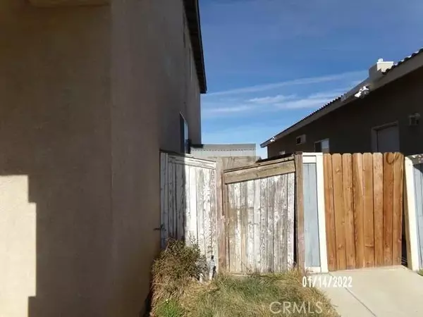 Victorville, CA 92392,11890 Luna Road