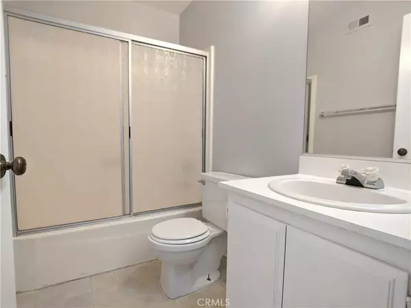 Saugus, CA 91350,27660 Caraway Lane