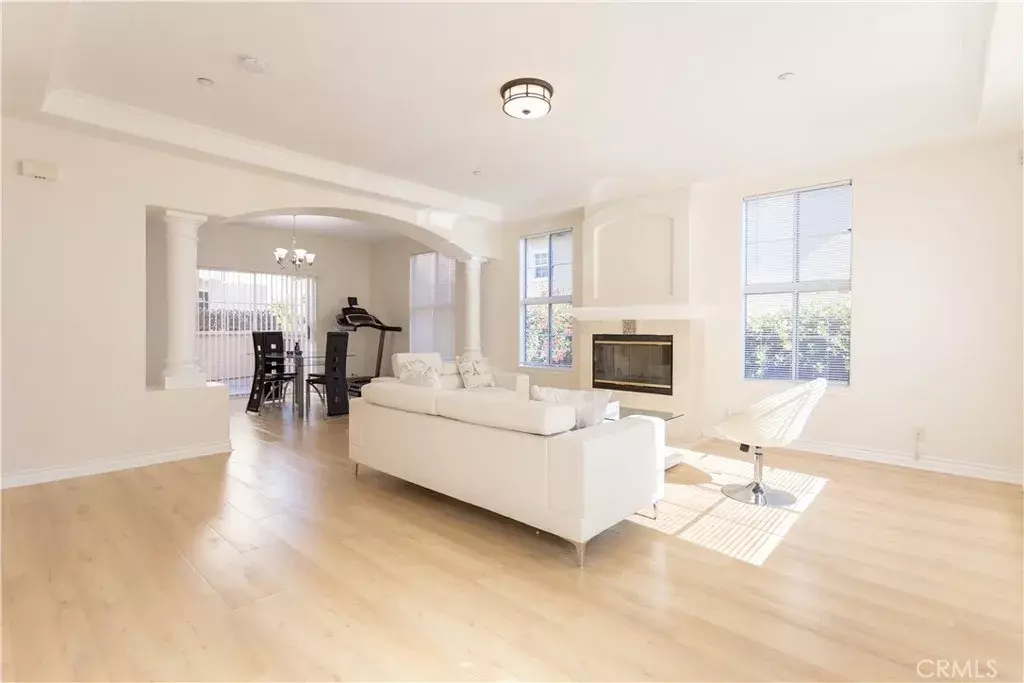 San Gabriel, CA 91775,1258 Elm Avenue #8