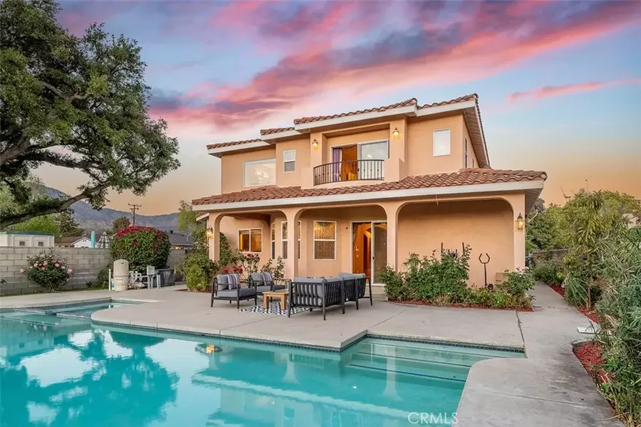 1013 S 10th Avenue, Arcadia, CA 91006