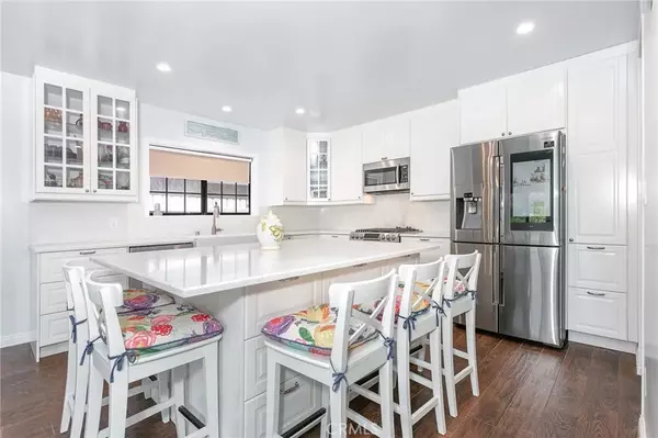 Newhall, CA 91321,25129 Wheeler Road