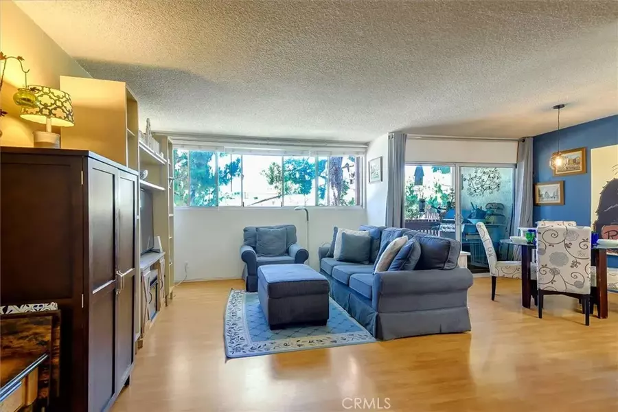 5900 Canterbury Drive #B215, Culver City, CA 90230