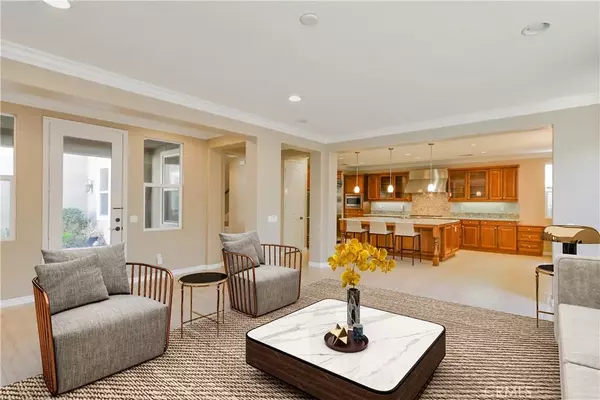 Chino, CA 91710,6552 Sheffield