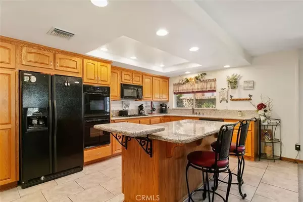 San Dimas, CA 91773,1319 Saint George Drive