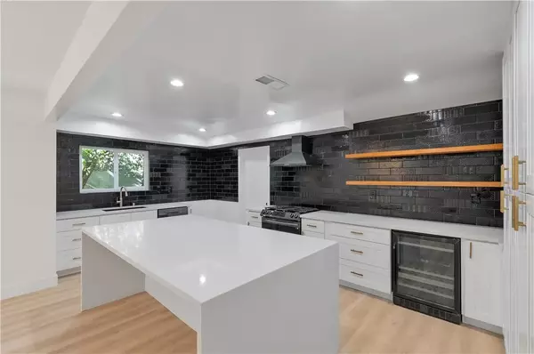 West Hills, CA 91304,7438 Chaminade Avenue