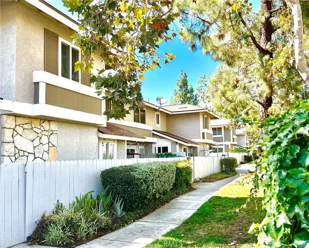 Ontario, CA 91761,1650 campus ave #7 Avenue ##7